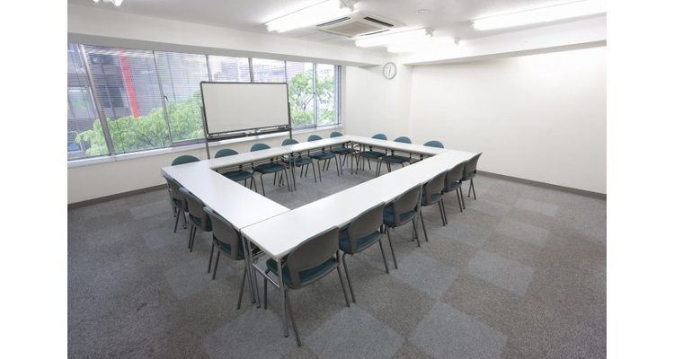 渋谷５分 貸会議室 フォーラムエイト 501会議室 渋谷の貸会議室ならnatuluck ナチュラック